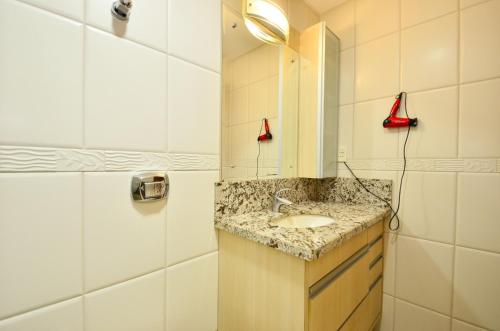 浴室, Apartamento 3 quartos na Trindade, 500 m da UFSC N627 in 特林達迪 浴室, Apartamento 3 quartos na Trindade, 500 m da UFSC N627 in 特林達迪