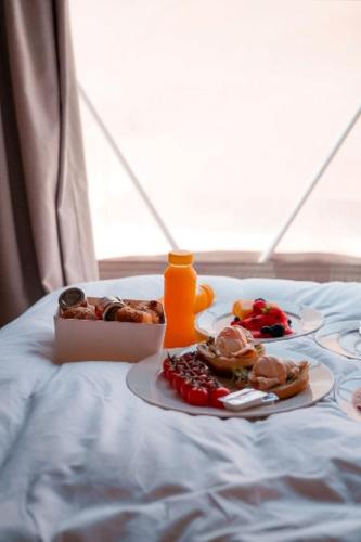 Food and beverages, Moon Retreat by Sharjah Collection in Umm Al Quwain Food and beverages, Moon Retreat by Sharjah Collection in Umm Al Quwain