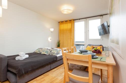 Apartment Grzybowska by Noclegi Renters