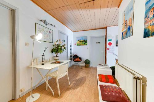 Lobi, Au Gré des Vents - Gîtes et Chambres d'hôtes (Au Gre des Vents - Gites et Chambres d'hotes) in Dinant Lobi, Au Gré des Vents - Gîtes et Chambres d'hôtes (Au Gre des Vents - Gites et Chambres d'hotes) in Dinant