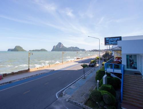 Hadthong hotel in Prachuap Khiri Khan Hadthong hotel in Prachuap Khiri Khan