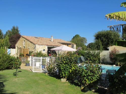 Holiday Home Tuilieres - CME100 by Interhome in Pauillac Holiday Home Tuilieres - CME100 by Interhome in Pauillac