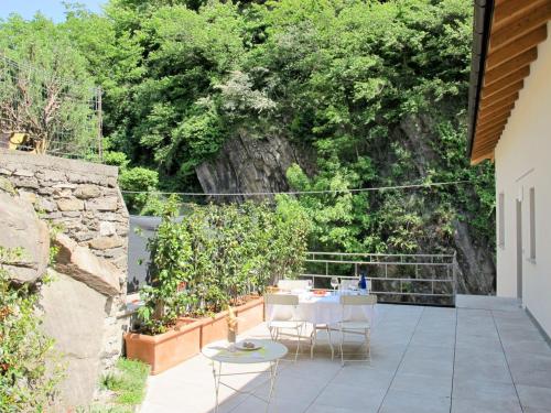Apartment Bilocale by Interhome in Dorio Apartment Bilocale by Interhome in Dorio