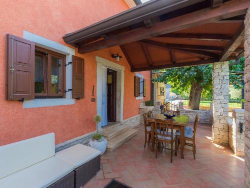 Holiday Home Villa Mala by Interhome in Čepljani Holiday Home Villa Mala by Interhome in Čepljani