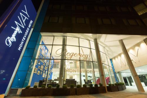 Entree, Regency Way Montevideo Hotel in Montevideo Entree, Regency Way Montevideo Hotel in Montevideo