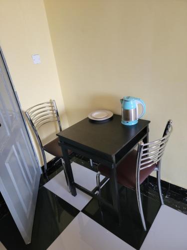 Jennabwa Lodge and Restaurant in Freetown Jennabwa Lodge and Restaurant in Freetown