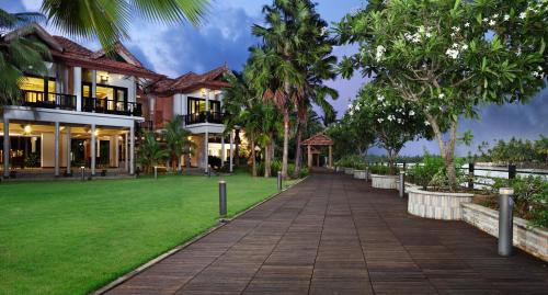 כניסה, Ramada Resort by Wyndham Kochi in Kochi כניסה, Ramada Resort by Wyndham Kochi in Kochi