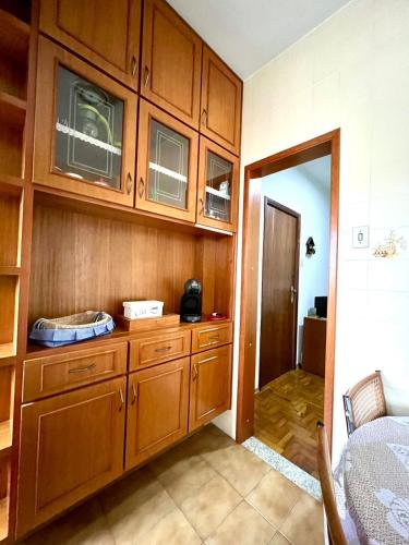 kuhinja, Apartamento aconchegante em condominio encantador. in Lambari (Minas Gerais) kuhinja, Apartamento aconchegante em condominio encantador. in Lambari (Minas Gerais)