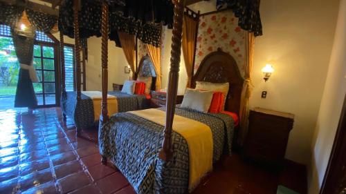 Tropicana Castle Dive Resort in Пуэрто Галера Tropicana Castle Dive Resort in Пуэрто Галера