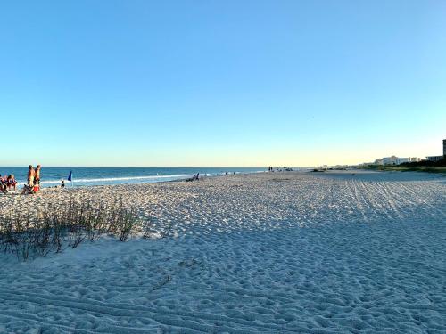 Beach, Cape Canaveral near Beach House in Cape Canaveral (FL) Beach, Cape Canaveral near Beach House in Cape Canaveral (FL)