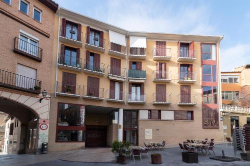 Arista Huesca in Уеска Arista Huesca in Уеска