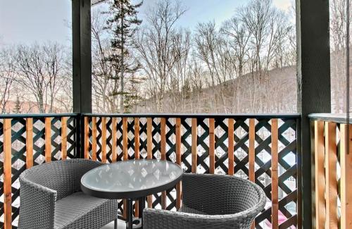 Balcony/terrace, Condo Ski-In Ski-Out Stoneham in Stoneham (QC) Balcony/terrace, Condo Ski-In Ski-Out Stoneham in Stoneham (QC)