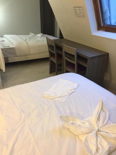 PAX HOTEL in 18th - Sacre Coeur - Montmartre PAX HOTEL in 18th - Sacre Coeur - Montmartre