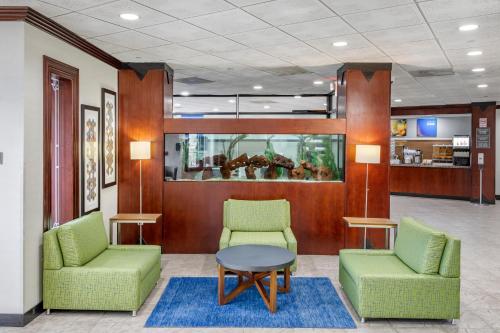 Előcsarnok, Comfort Inn Paramus - Hackensack in Paramus Városközpont Előcsarnok, Comfort Inn Paramus - Hackensack in Paramus Városközpont