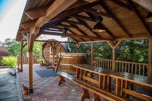 Budányi Vendégház (Budanyi Vendeghaz) in Tallya Budányi Vendégház (Budanyi Vendeghaz) in Tallya