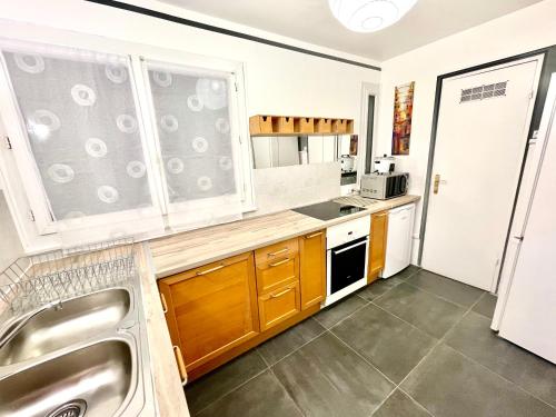 Chambre privée en colocation dans un appartement au centre de rillieux la pape (Chambre privee en colocation dans un appartement au centre de rillieux la pape) in 西莉由拉帕普市 Chambre privée en colocation dans un appartement au centre de rillieux la pape (Chambre privee en colocation dans un appartement au centre de rillieux la pape) in 西莉由拉帕普市