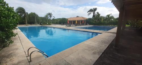 Casa praiana em condominio com lazer in Vila Luiza Casa praiana em condominio com lazer in Vila Luiza