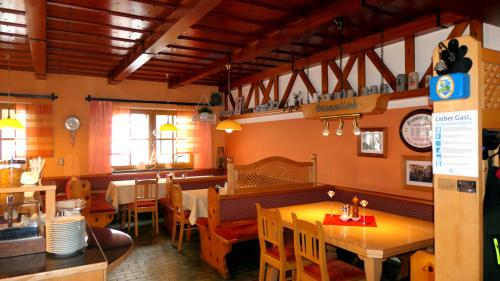 Restaurant, Gasthof Oberer Wirt in Haibach Restaurant, Gasthof Oberer Wirt in Haibach