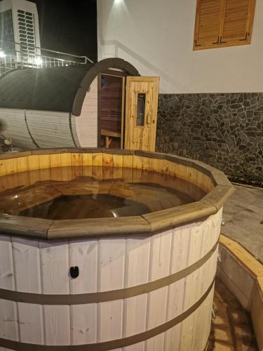 בריכת שחיה, Illaberek Vendégház (Illaberek Vendeghaz) in Szekesfehervar בריכת שחיה, Illaberek Vendégház (Illaberek Vendeghaz) in Szekesfehervar