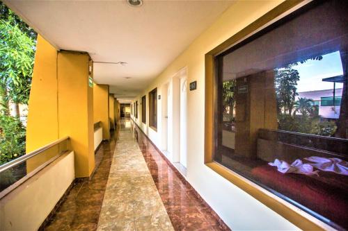 Balcony/terrace, Hotel Plaza Mirador in Merida Balcony/terrace, Hotel Plaza Mirador in Merida