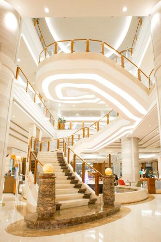 Lobby, The Grand Fourwings Convention hotel in Ramkhamhaeng Lobby, The Grand Fourwings Convention hotel in Ramkhamhaeng