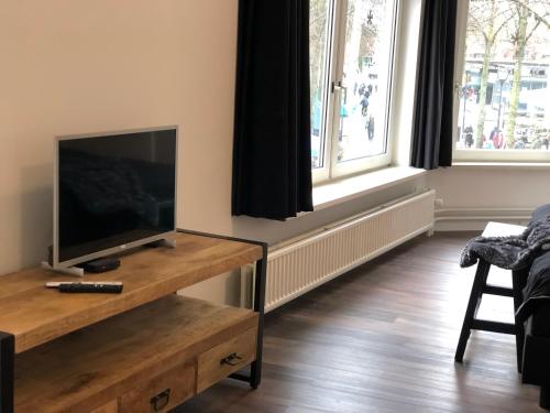 BnB Grand Café Prins Bernhard (BnB Grand Cafe Prins Bernhard) in Winkelcentrum BnB Grand Café Prins Bernhard (BnB Grand Cafe Prins Bernhard) in Winkelcentrum