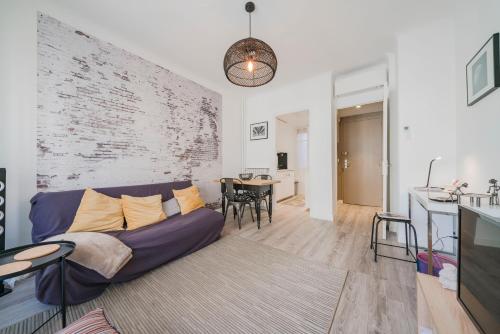 Brand new one bedroom heart of Cannes!!