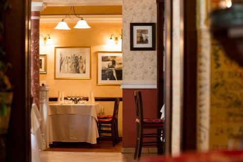 מתקני המלון, Rooms & Restaurant Ostarija in דולנסקה טופליצ'ה מתקני המלון, Rooms & Restaurant Ostarija in דולנסקה טופליצ'ה
