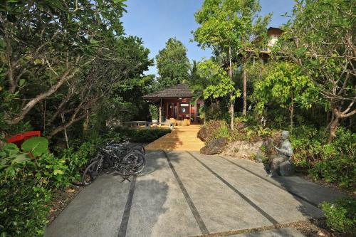 Вход, SAMSAM Yao Noi - ANDAMAN MAGIC & ART VILLAS in Остров Яо-Ной Вход, SAMSAM Yao Noi - ANDAMAN MAGIC & ART VILLAS in Остров Яо-Ной