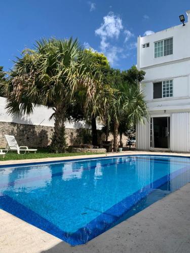 Casa confortable y espaciosa con alberca privada