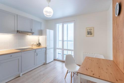 Kitchen, Scandic Apartments in Otradnoye Kitchen, Scandic Apartments in Otradnoye