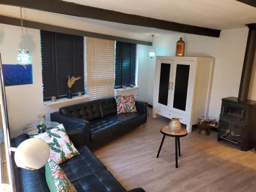 Luxe vakantiehuisje in prachtige en rustgevende omgeving in Nieuwe-Niedorp Luxe vakantiehuisje in prachtige en rustgevende omgeving in Nieuwe-Niedorp