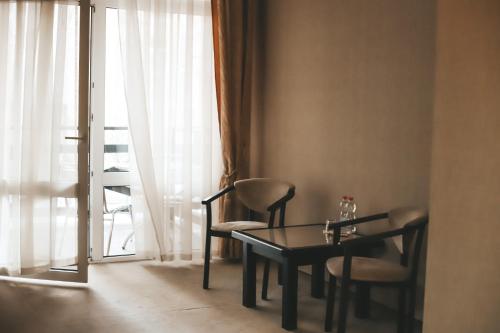 Balkon/terasa, Georg Palace Hotel in Chernivtsi Balkon/terasa, Georg Palace Hotel in Chernivtsi