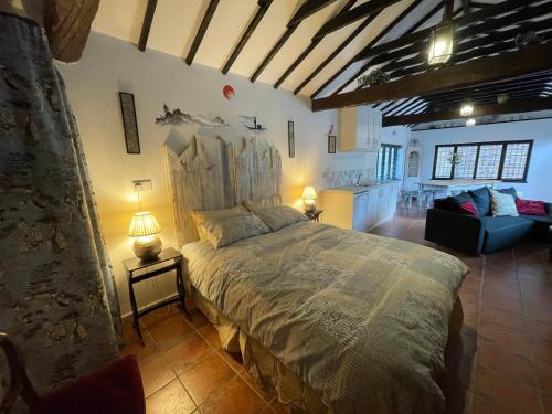The Garth Guest Suite Studio Cottage in Lingfield The Garth Guest Suite Studio Cottage in Lingfield
