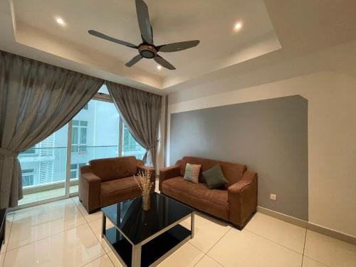 Guestroom, KSL City Mall D'Esplanade cozy suite @Johor Bahru near KFC @ Taman Melodies Guestroom, KSL City Mall D'Esplanade cozy suite @Johor Bahru near KFC @ Taman Melodies