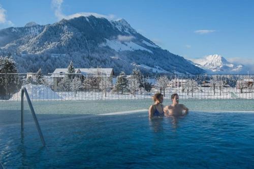 Szabadtéri fürdő, Confortable chalet avec magnifique vue en Gruyère. (Confortable chalet avec magnifique vue en Gruyere.) in Charmey Szabadtéri fürdő, Confortable chalet avec magnifique vue en Gruyère. (Confortable chalet avec magnifique vue en Gruyere.) in Charmey
