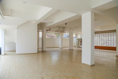 LAR LUXURY APARTMENTS in Dehiwala City LAR LUXURY APARTMENTS in Dehiwala City
