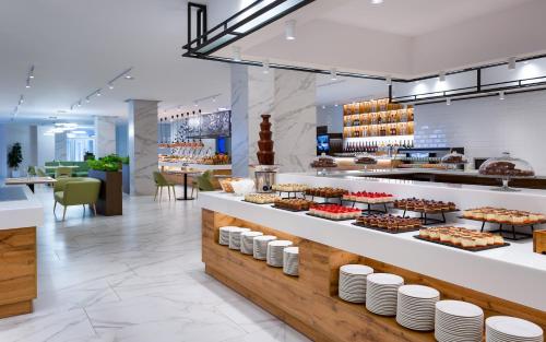 Movenpick Resort & SPA Anapa Miracleon in أنابا Movenpick Resort & SPA Anapa Miracleon in أنابا
