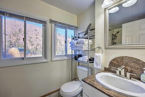 Cozy CO Rocky Mountain Retreat Near Pikes Peak! in Green Mountain Falls (CO) Cozy CO Rocky Mountain Retreat Near Pikes Peak! in Green Mountain Falls (CO)