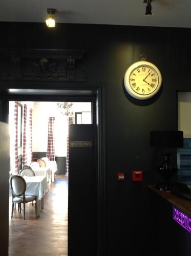 Étterem, Hotel 19'Cent in Le Creusot Étterem, Hotel 19'Cent in Le Creusot