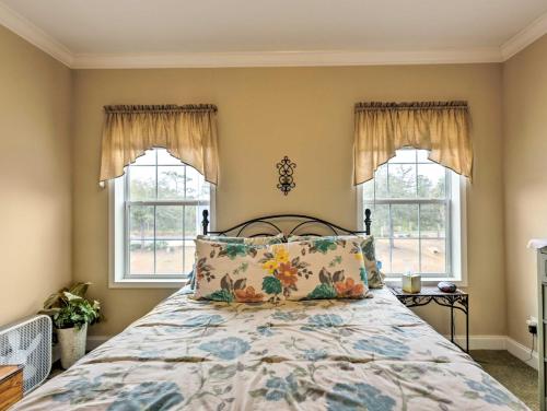 Anchors Away in Steinhatchee Home with Deck! in Steinhatchee (FL) Anchors Away in Steinhatchee Home with Deck! in Steinhatchee (FL)