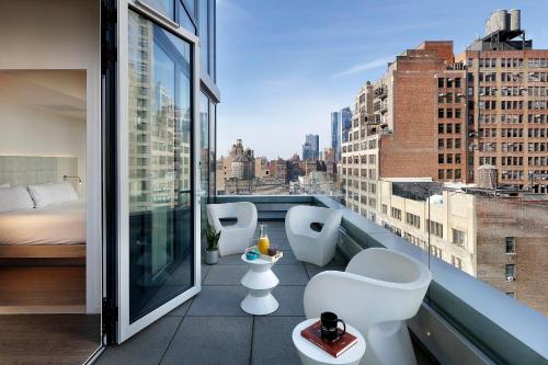 Balcony/terrace, INNSiDE by Meliá New York Nomad in Chelsea Balcony/terrace, INNSiDE by Meliá New York Nomad in Chelsea