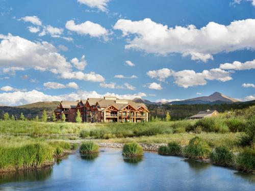 Exterior view, Hyatt Vacation Club at The Ranahan in Breckenridge (CO) Exterior view, Hyatt Vacation Club at The Ranahan in Breckenridge (CO)