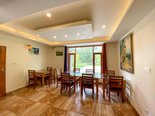 Facilities, Nature Bliss - Mount Serene in Gadherni Facilities, Nature Bliss - Mount Serene in Gadherni