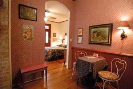 在meiguo.com看到的11 Singleton House B&B的介绍图片