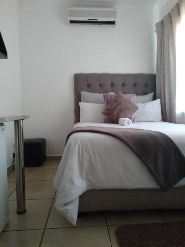 Kamar Tidur, Jnc Lodge in Richards Bay Kamar Tidur, Jnc Lodge in Richards Bay