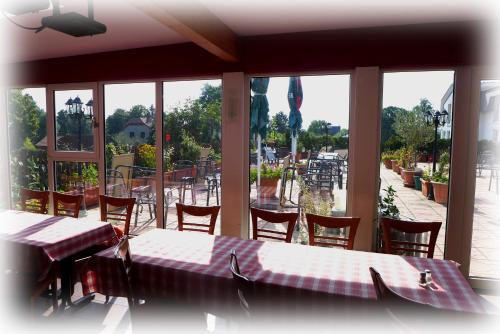 Hotel Lindenberger Hof in آهرنزفيلد Hotel Lindenberger Hof in آهرنزفيلد