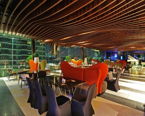 Bar/lounge, Empire Hotel Subang in Subang Jaya Bar/lounge, Empire Hotel Subang in Subang Jaya