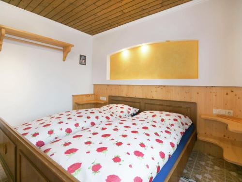 Beautiful Mountainside Chalet in K nigsleiten in Wald im Pinzgau Beautiful Mountainside Chalet in K nigsleiten in Wald im Pinzgau