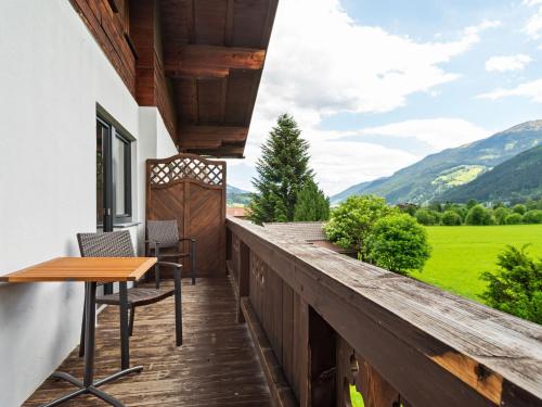 Erkély/terasz, Cosy Apartment in M hlbach with Balcony in Dorf Erkély/terasz, Cosy Apartment in M hlbach with Balcony in Dorf